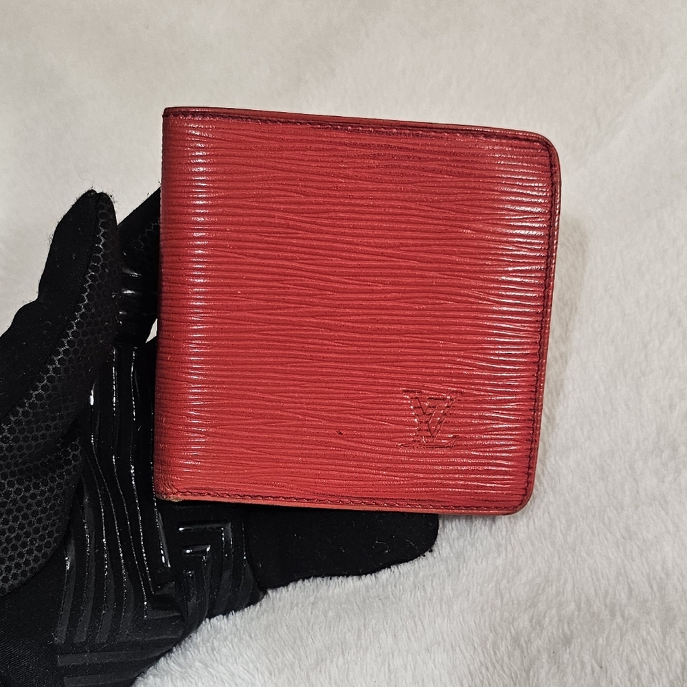 Louis Vuitton MALLETIER Marco Wallet Red Epi Leather (VINTAGE)